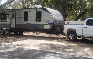 2022 Coachmen Legacy Edition 37 ft 303RKDS