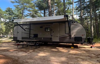 Forest River RV Cherokee Grey Wolf - Sleeps 9