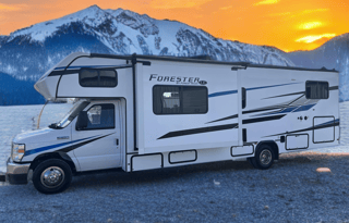 2022 Forest River RV Forester LE 3251DSLE Ford