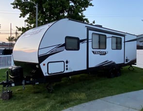 Prime Time RV Tracer 260BHSLE