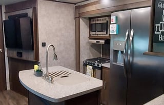 2019 Highland Ridge TWO Bath Sleeps 10