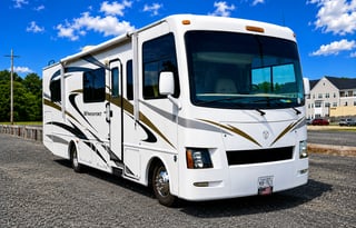 2011 Thor Motor Coach Windsport 30Q