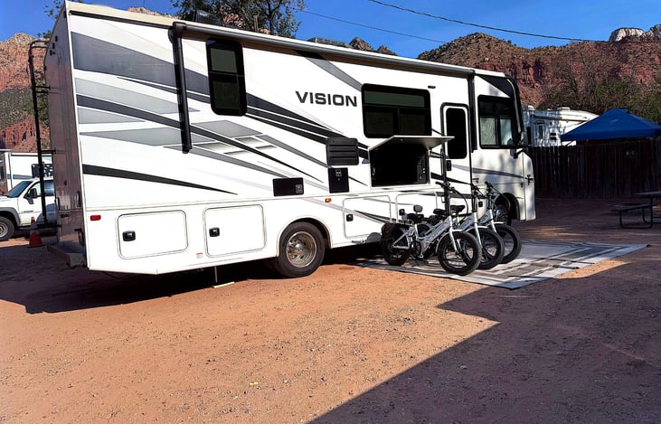 Zion Canyon Campground, Utah * Rent E-bikes and explore