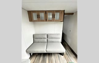 2024 New Forest River Prime Time Avenger Sleeps 6