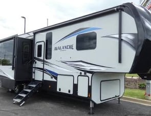Keystone RV Avalanche 396BH