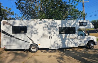 Sleeps 7 2015 Thor Majestic