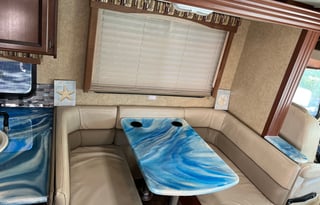 2014 Thor Motor Coach ACE 29 2