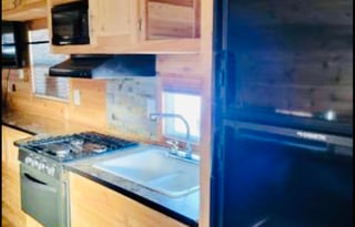 2019 24’ RV Grand Castle by Ice Castle