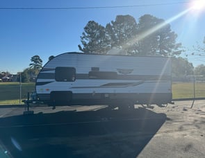 Forest River RV Wildwood FSX 179DBK