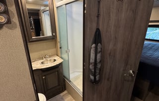 2019 Fleetwood RV Flair 29M