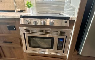 S14 - Luxury Medium Class C