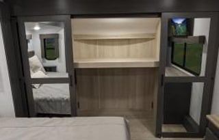 2022 Valor Alliance Toy Hauler Sleeps 9-10