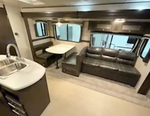 Keystone RV Prowler 33PBHS