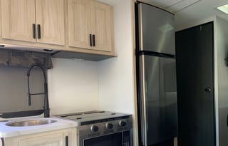 24ft Adventure-Ready RV | Fully Stocked | Sleeps 6