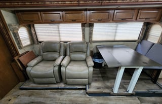 2014 Thor Motor Coach Hurricane MH