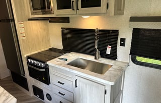 2023 EAST TO WEST Della Terra 250BH