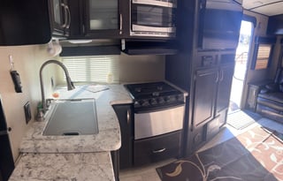 2017 Grand Design Imagine 2500RL