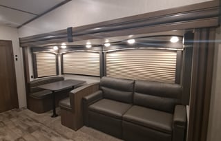 2019 Keystone RV Cougar 32BHS