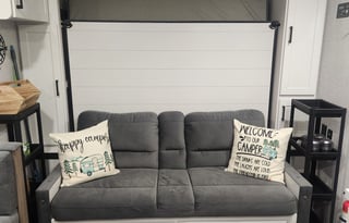 Family Friendly 2025 Jayco JayFlight SLX 197MB