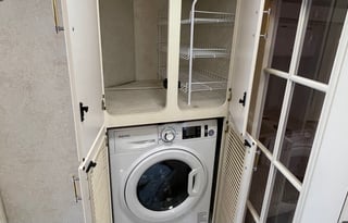 Stationary Luxury Coach Experience