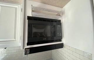 2002 Winnebago Sightseer 27C