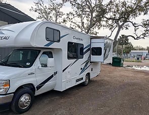 Thor Motor Coach Chateau 22Z