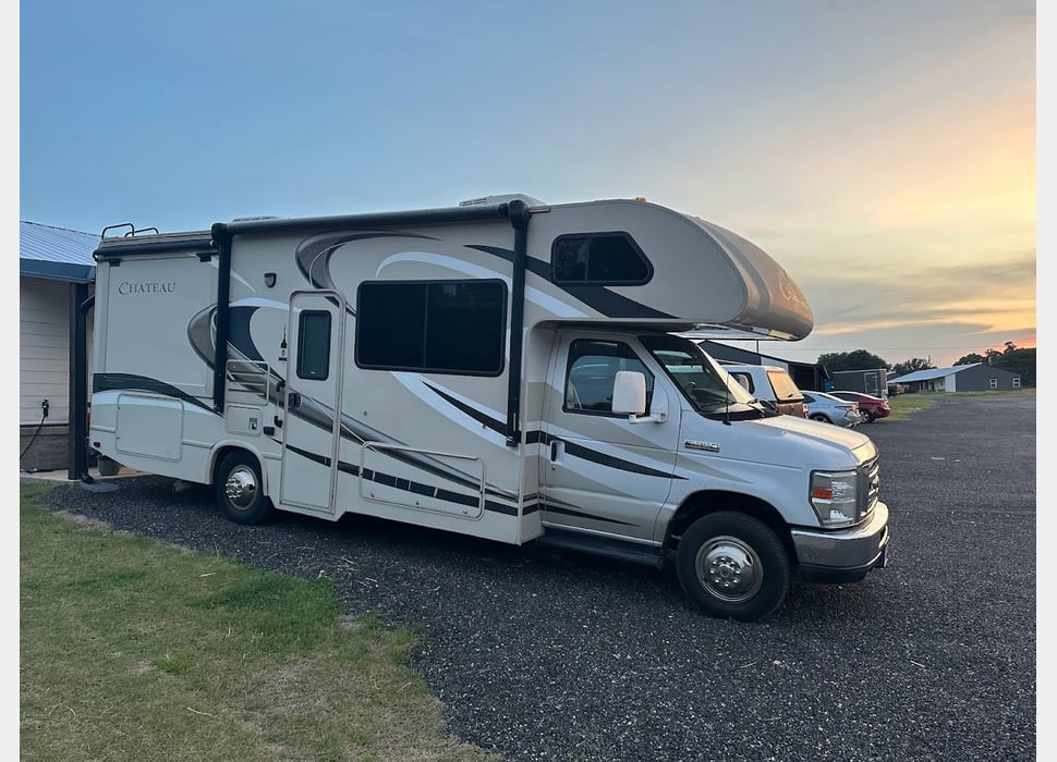 Class C Motor Home rentals in Victoria