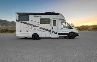 ***Brand New*** 2025 Thor Gemini - The Ultimate Active Couples Tourer