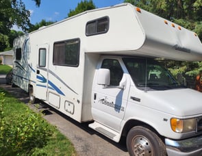 Leprechaun Coachmen  RV V-10