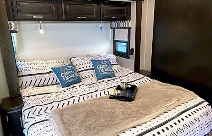 Spacious and cozy King Size master bed