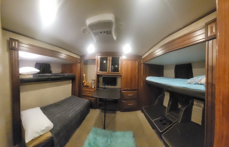 2 slides for large bunkhouse