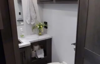 NEW 2024 Luxury bunkhouse motorcoach! Sleeps 10!