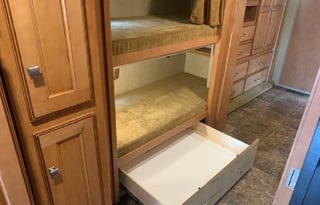 2014 Winnebago - Vista 35B