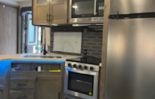 2020 Palomino Puma 32RBFQ