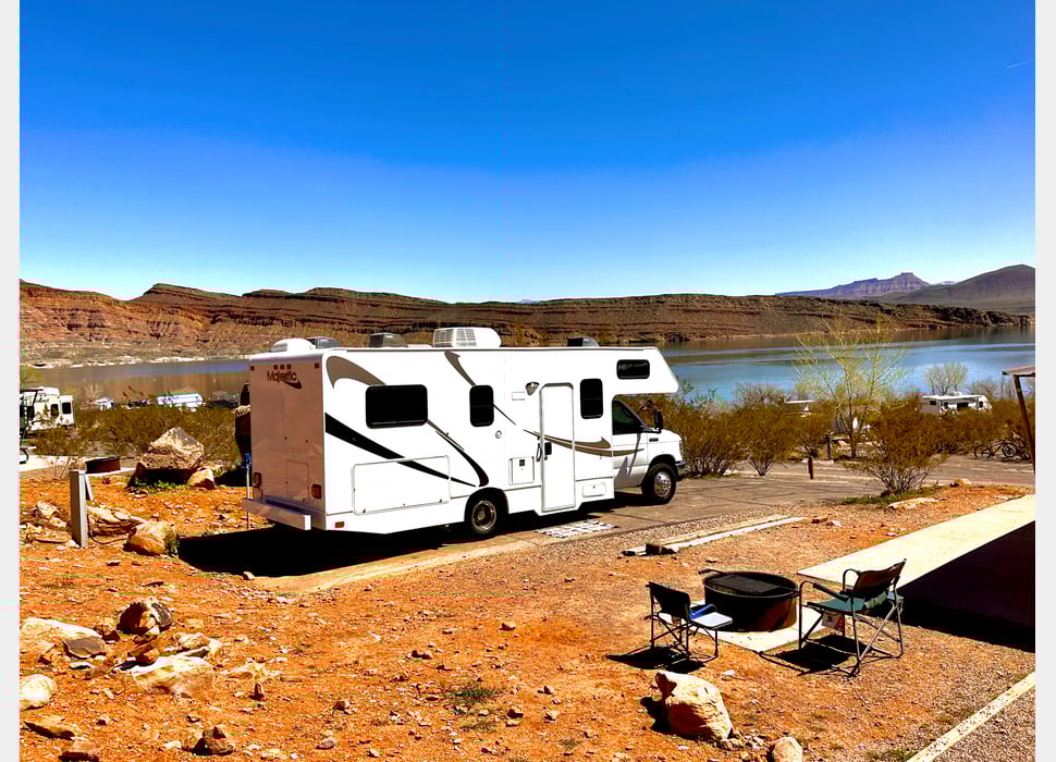 Class C Motor Home rentals in Washington
