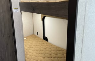 Travel Trailer that Sleeps 5 and is under 4000lbs!