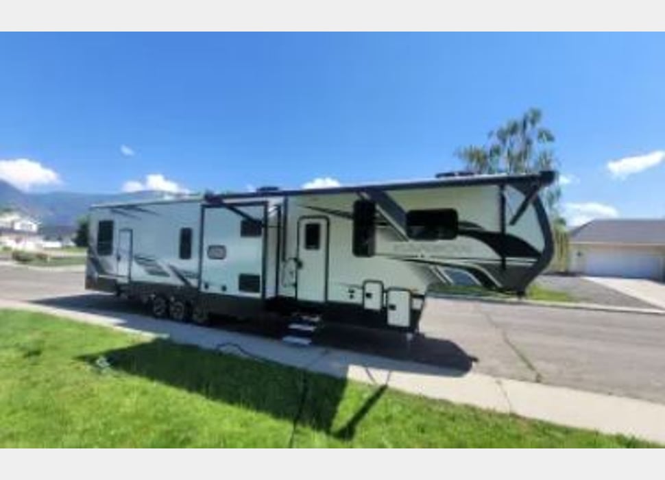 Fifth Wheel rentals in Pleasant Grove