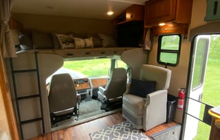 Jayco Seneca 37FS - Super C Class!