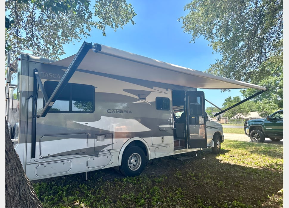 Class C Motor Home rentals in Boerne