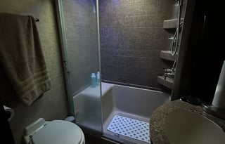 Huge 5th Wheel–2 Full Baths–Great for Kids!