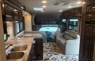 Free Starlink | Jayco Greyhawk 30X Luxury Class C