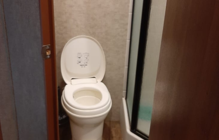 Clean bathroom facilities.