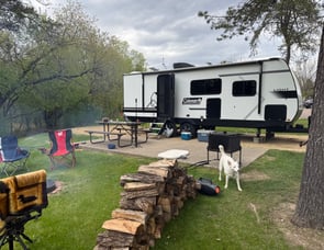 Keystone RV Coleman Light 2755BH