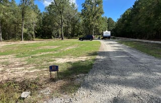 Jayco on Half Acre, 45 min to Ocean, Great Fishing