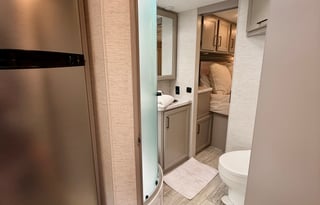 Convenience RV's Chateau 31EV