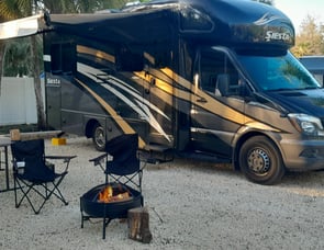 Thor Motor Coach Siesta Sprinter 24ST