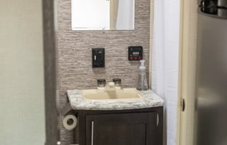 Joey & Jennifer's Family & Friendly RV Rental