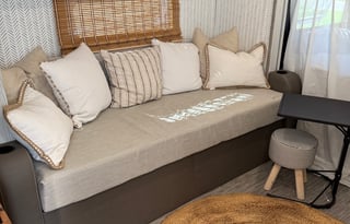 Well Kept Cozy Camper