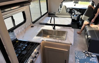 2022 Coachman, sleep 7-8