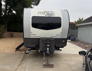 Forest River RV Rockwood Mini Lite 2509S